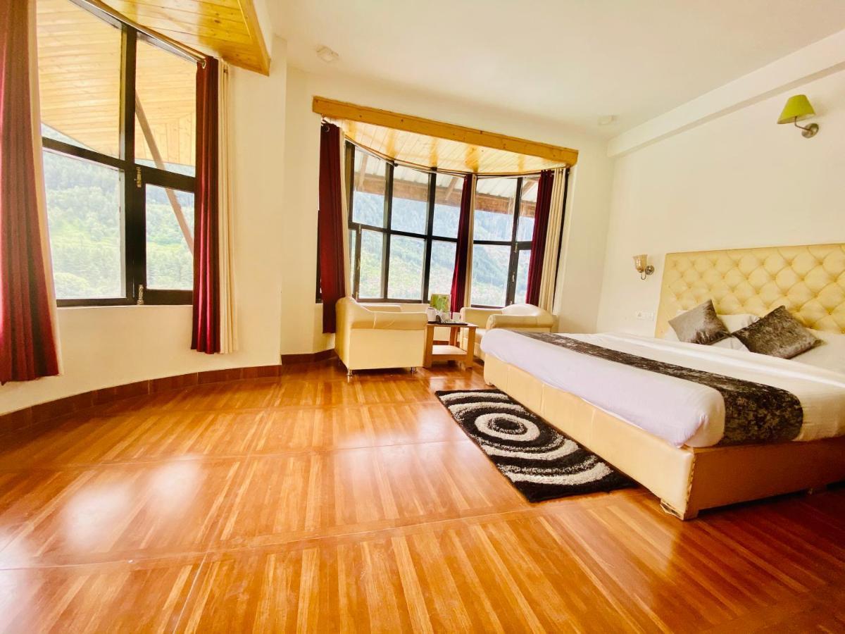 Hotel Hadimba Palace - Near Mall Road Manāli Esterno foto