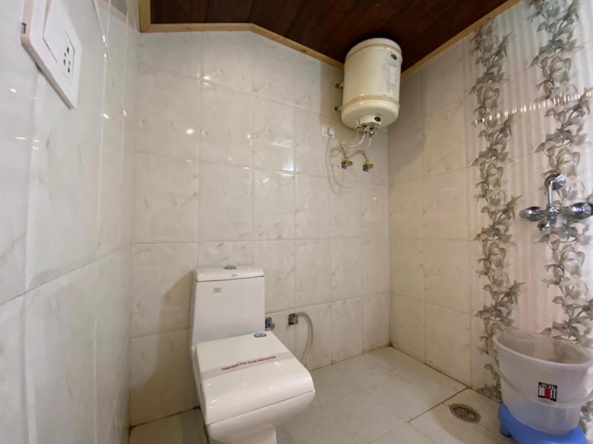 Hotel Hadimba Palace - Near Mall Road Manāli Esterno foto