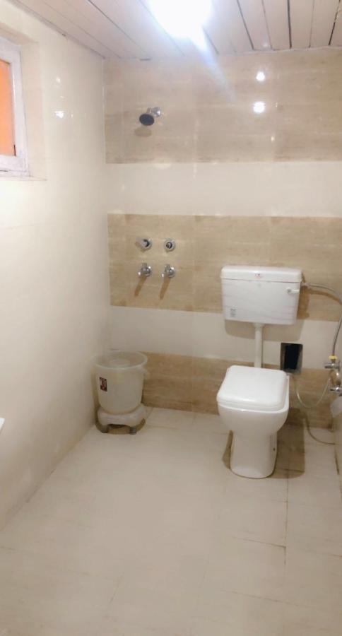 Hotel Hadimba Palace - Near Mall Road Manāli Esterno foto