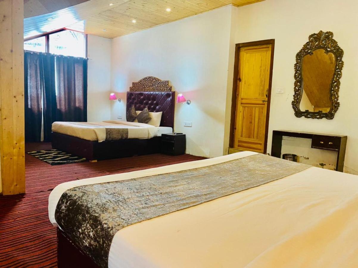 Hotel Hadimba Palace - Near Mall Road Manāli Esterno foto